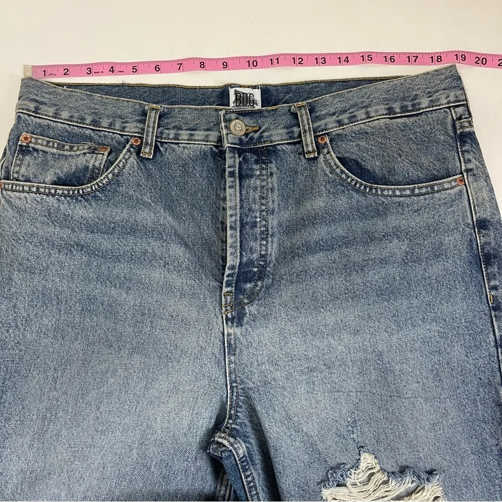 Urban Outfitters BDG Dad Jeans Womens 36 Distressed 32 in inseam Cotton - Picture 11 of 14
